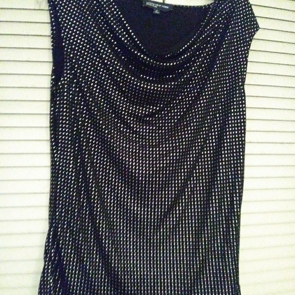 Shirt - Picture 4 of 5